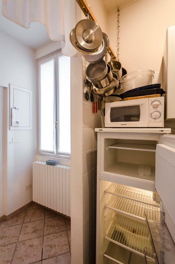 Lupari Apartment, Palazzo Storico Sotto Le Due Torri 博洛尼亚 外观 照片
